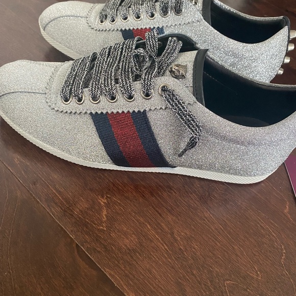 Authentic Gucci sneakers! - Picture 5 of 15